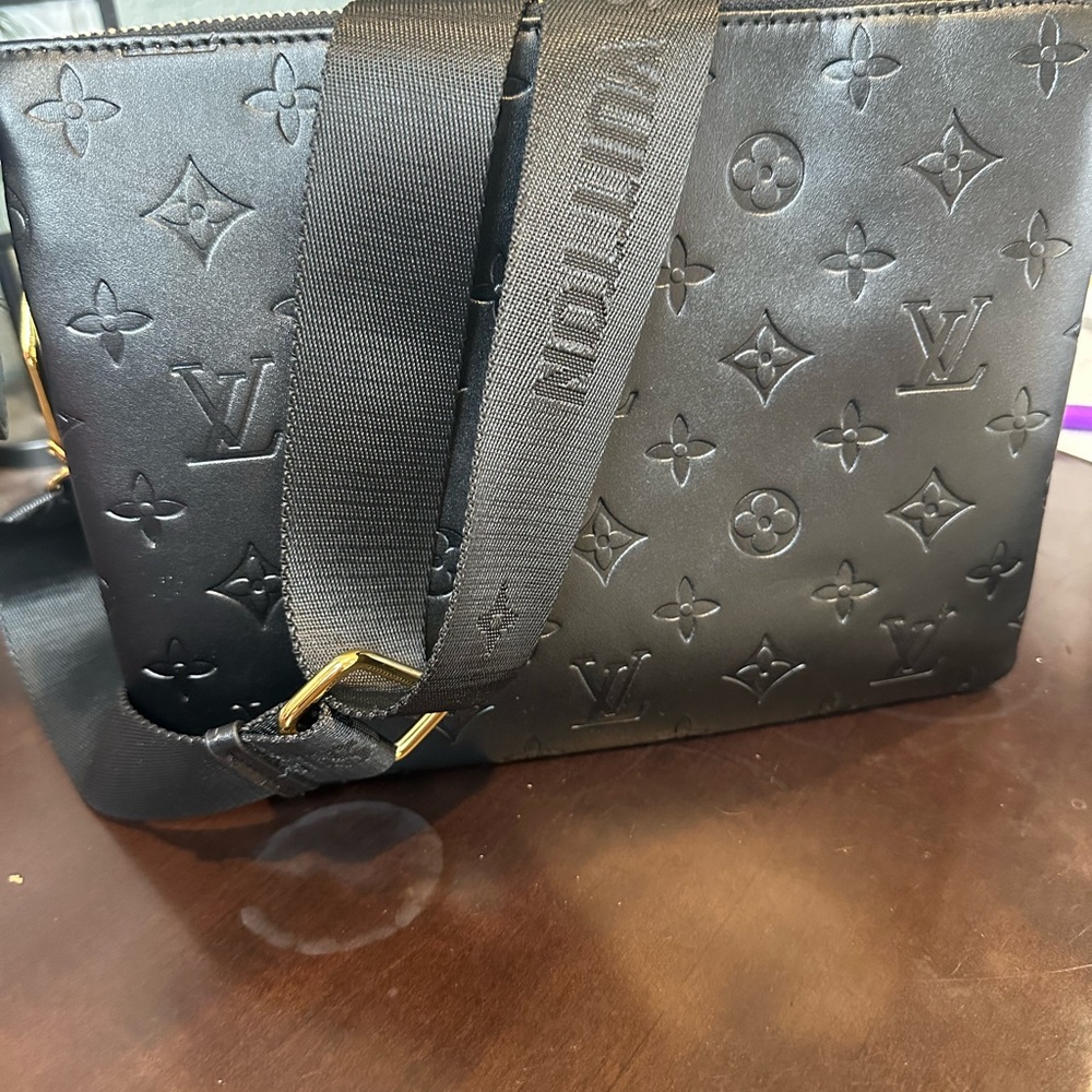 Louis Vuitton Coussin Pm 💗crossbody shoulder bag